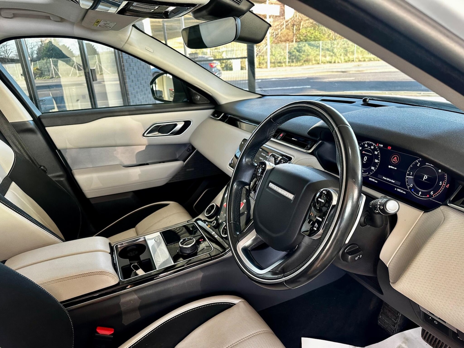 Used Land Rover Range Rover Velar for sale - 77049899: Photo 24