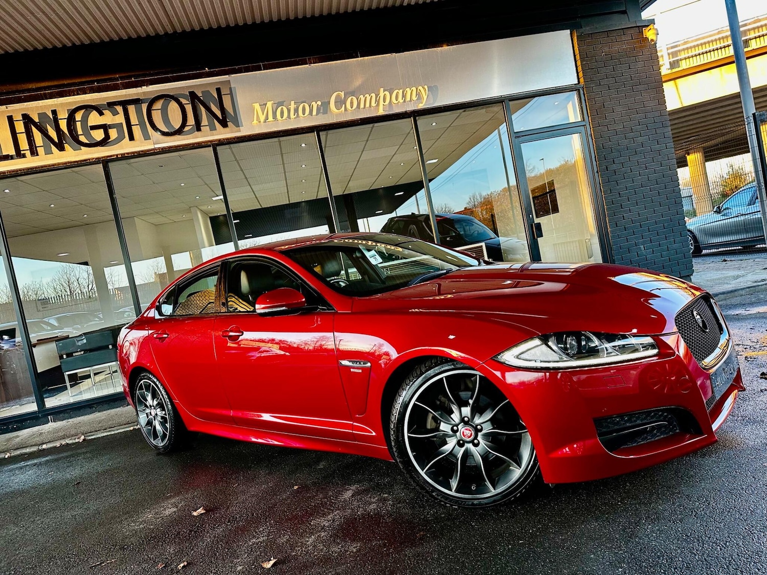 Used Jaguar XF 2015 for sale - 76633512: Photo 1