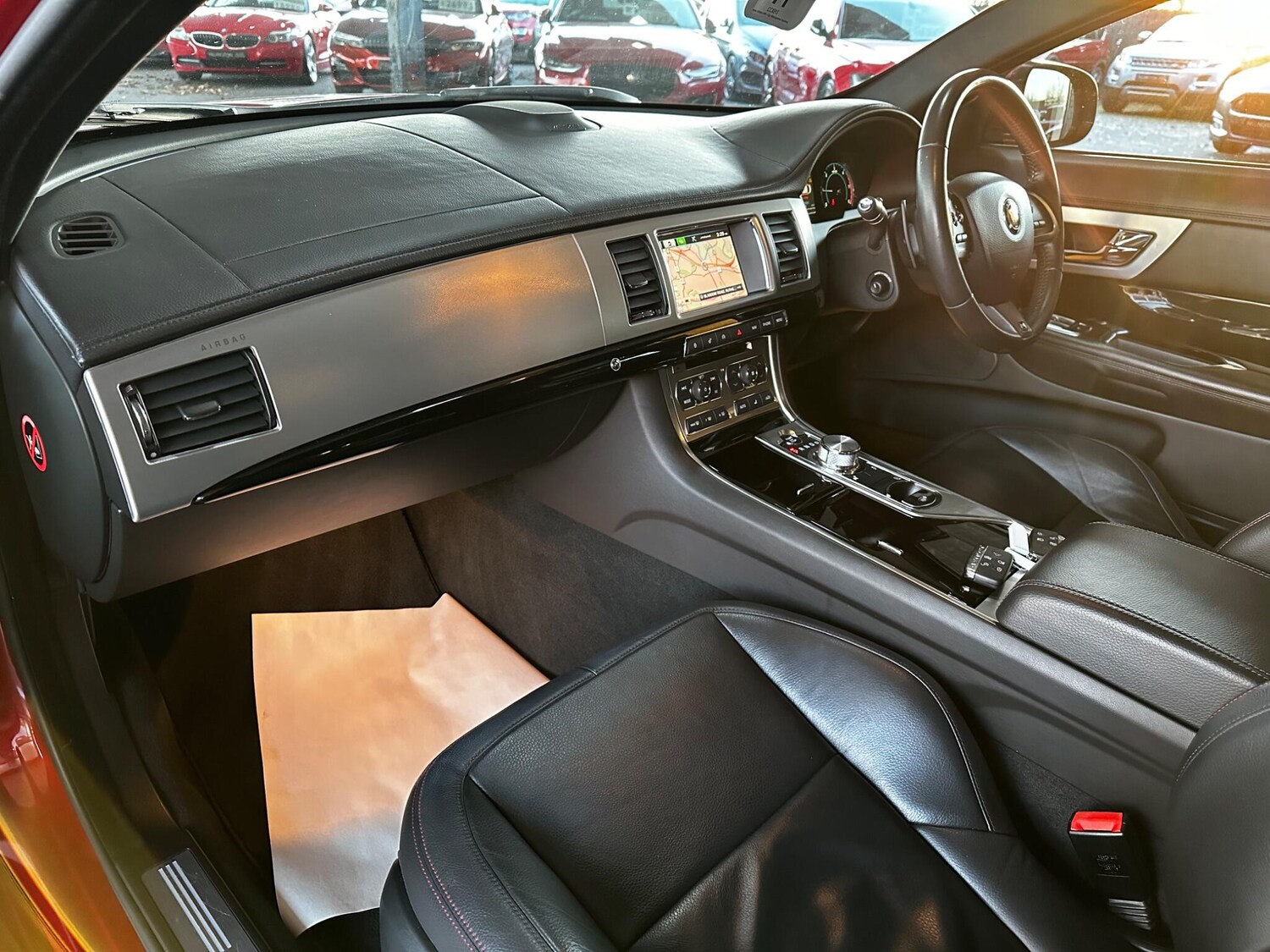 Used Jaguar XF 2015 for sale - 76633512: Photo 11