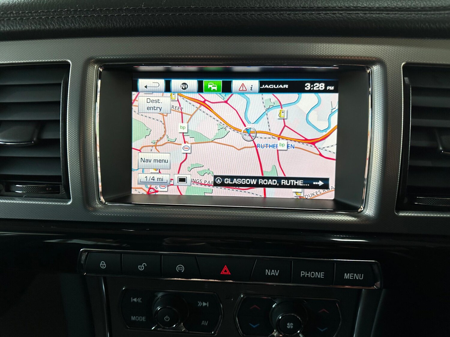 Used Jaguar XF 2015 for sale - 76633512: Photo 33