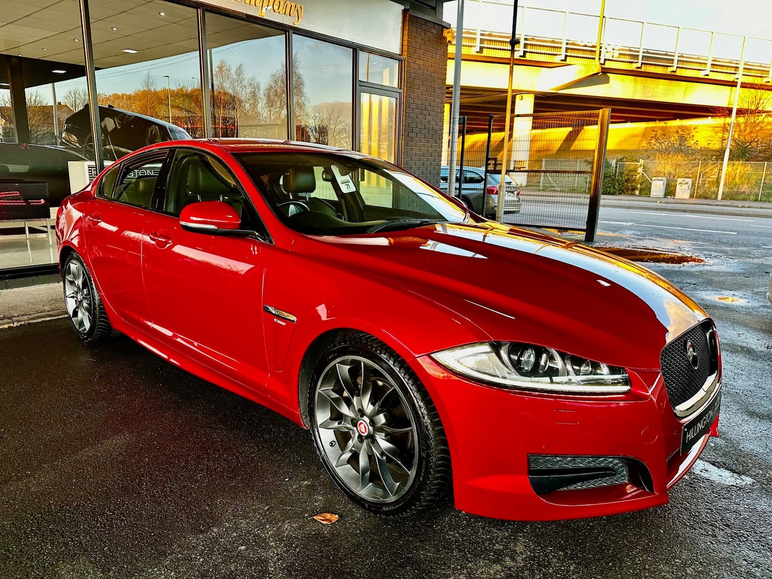 Used Jaguar XF 2015 for sale - 76633512: Photo 4