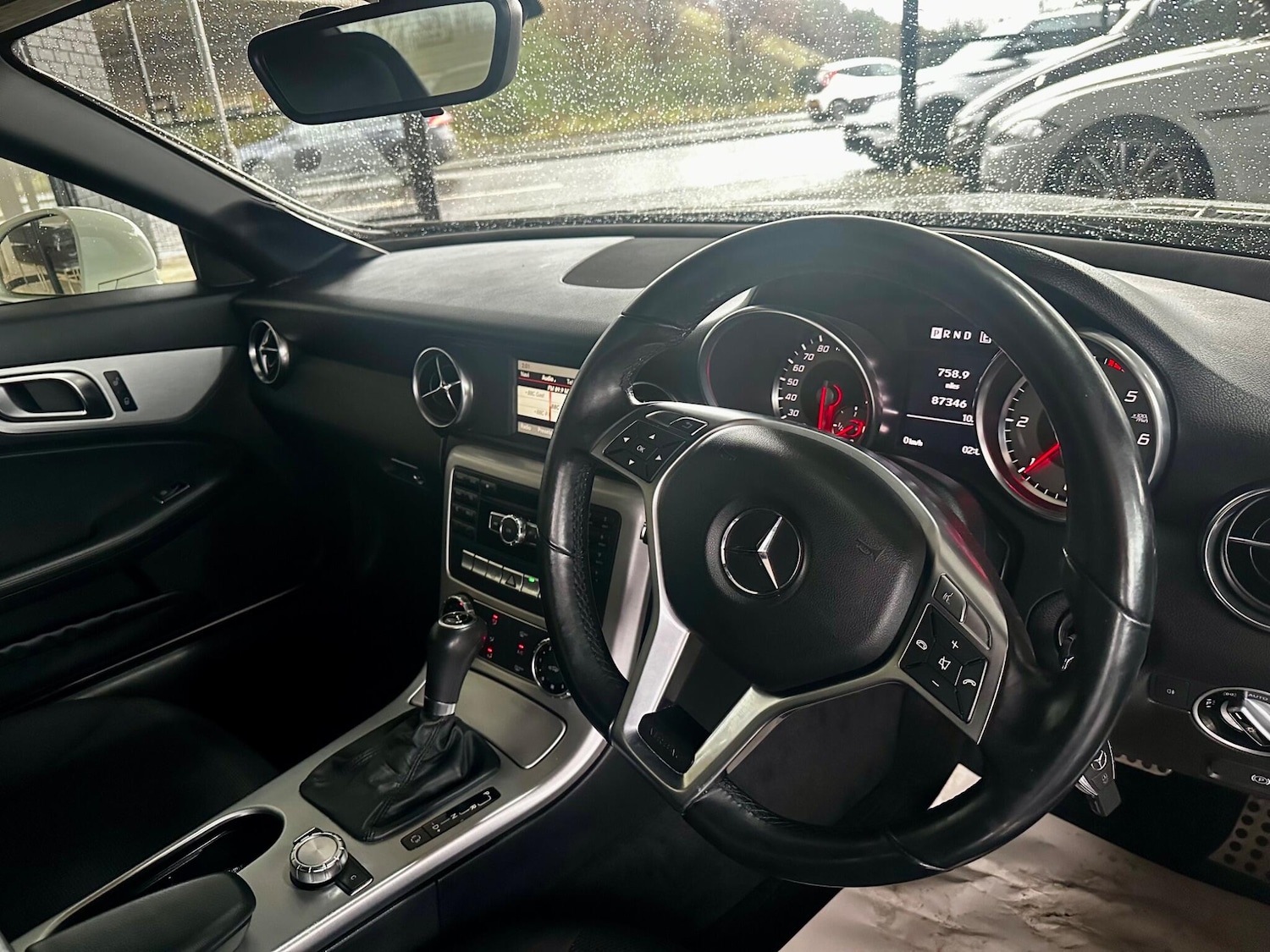 Used Mercedes-Benz SLK 2012 for sale - 76926078: Photo 43