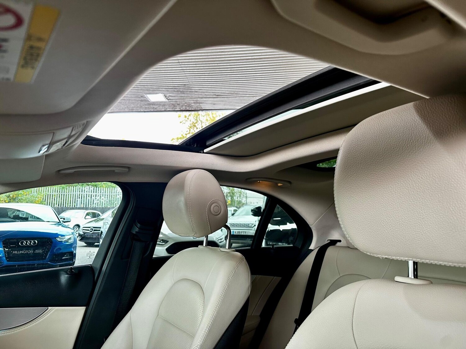 Used Mercedes-Benz C Class 2015 for sale - 75781498: Photo 44