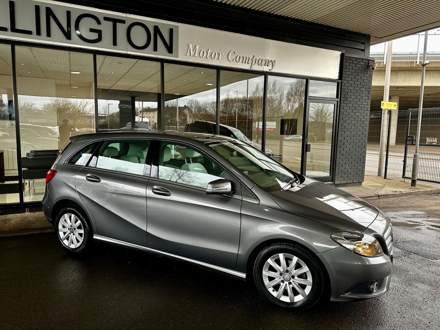 Used Mercedes-Benz B Class 2014 for sale - 77468372: Photo 28