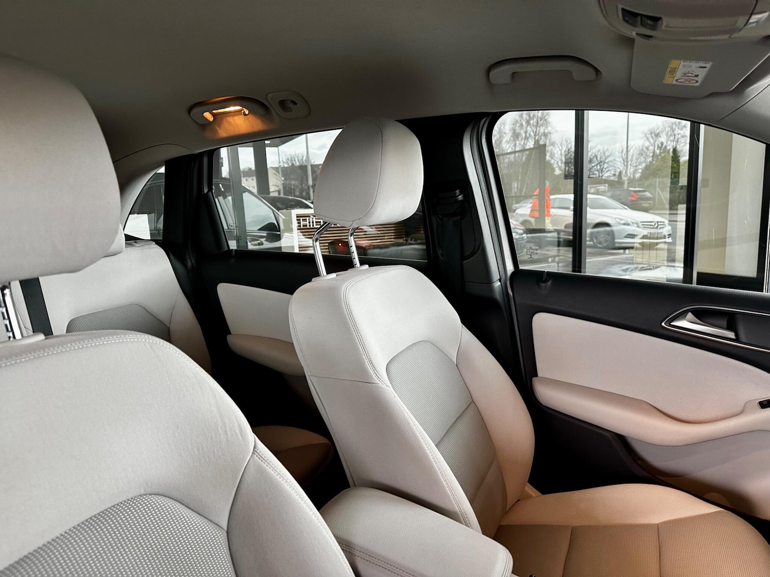 Used Mercedes-Benz B Class 2014 for sale - 77468372: Photo 34