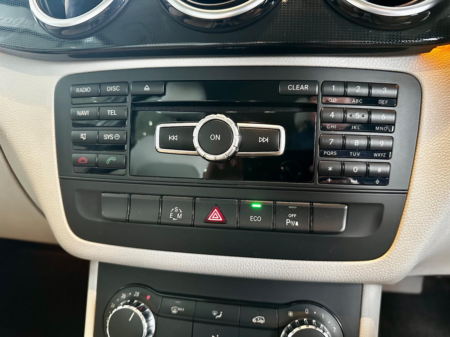 Used Mercedes-Benz B Class 2014 for sale - 77468372: Photo 42