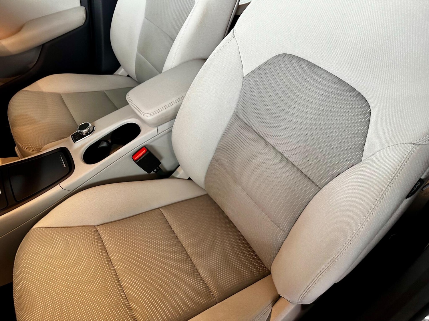 Used Mercedes-Benz B Class 2014 for sale - 77468372: Photo 45