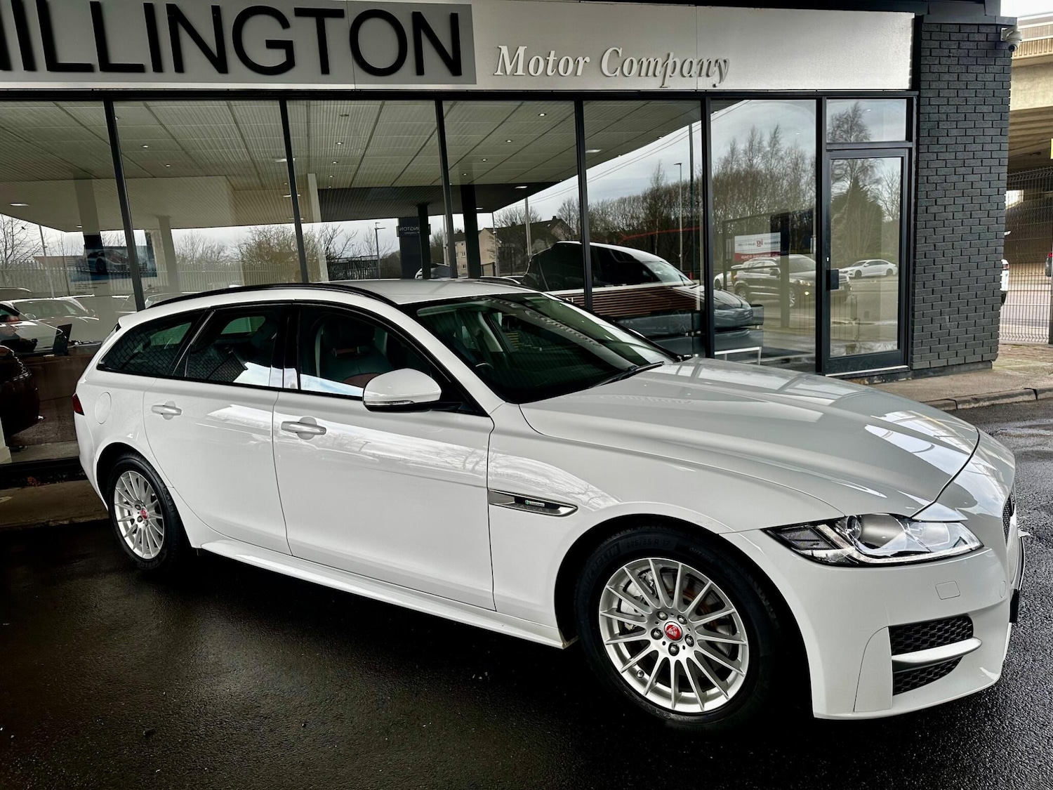 Used Jaguar XF 2017 for sale - 77637592: Photo 11