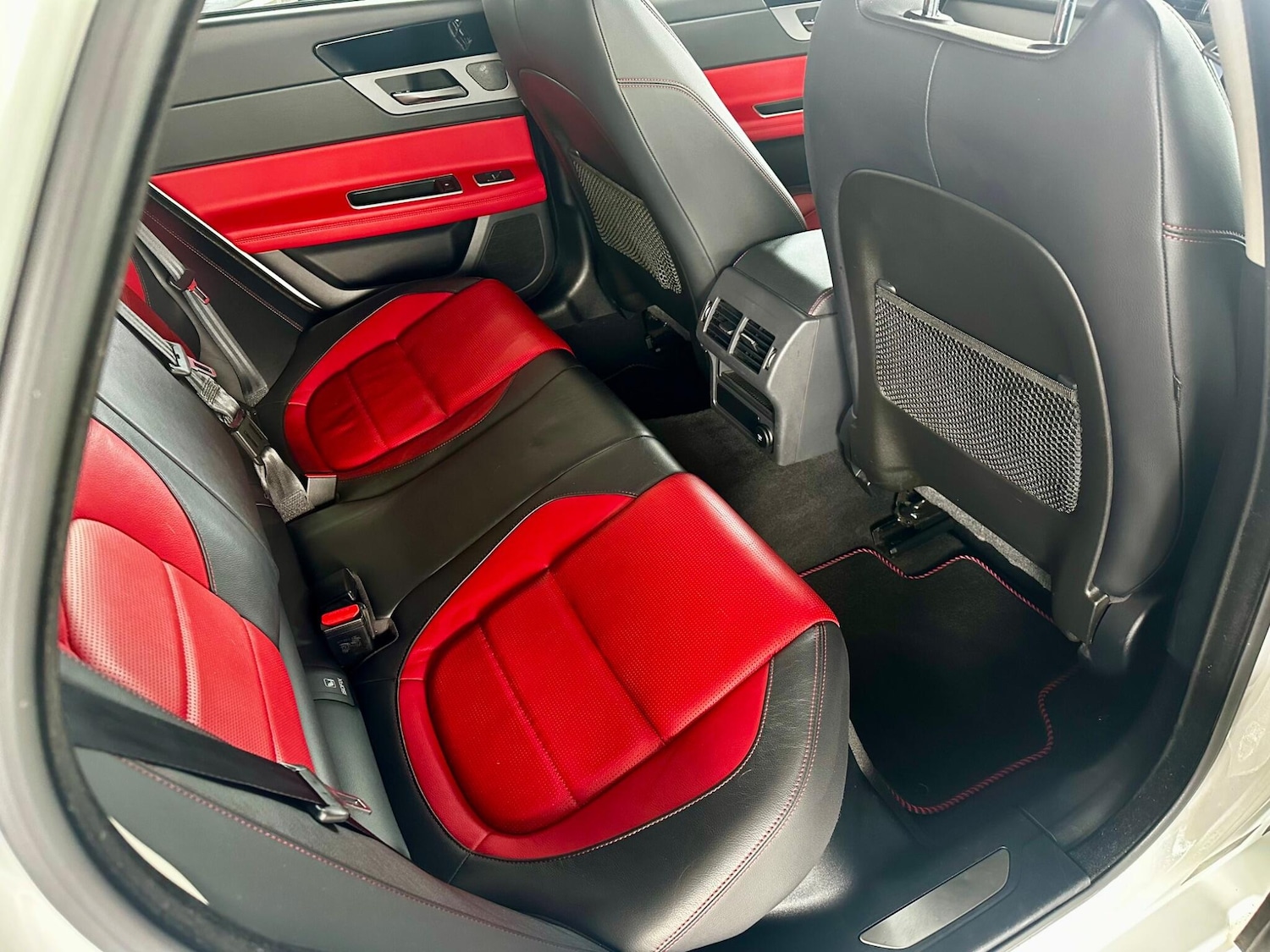 Used Jaguar XF 2017 for sale - 77637592: Photo 34