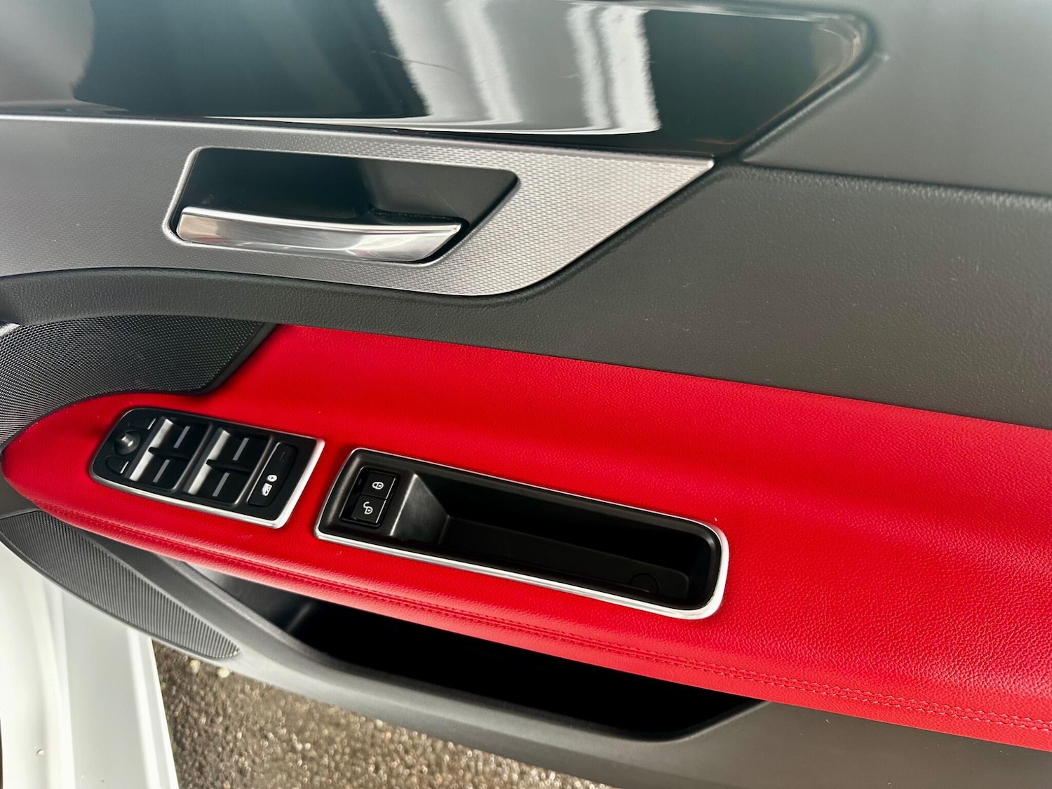 Used Jaguar XF 2017 for sale - 77637592: Photo 44