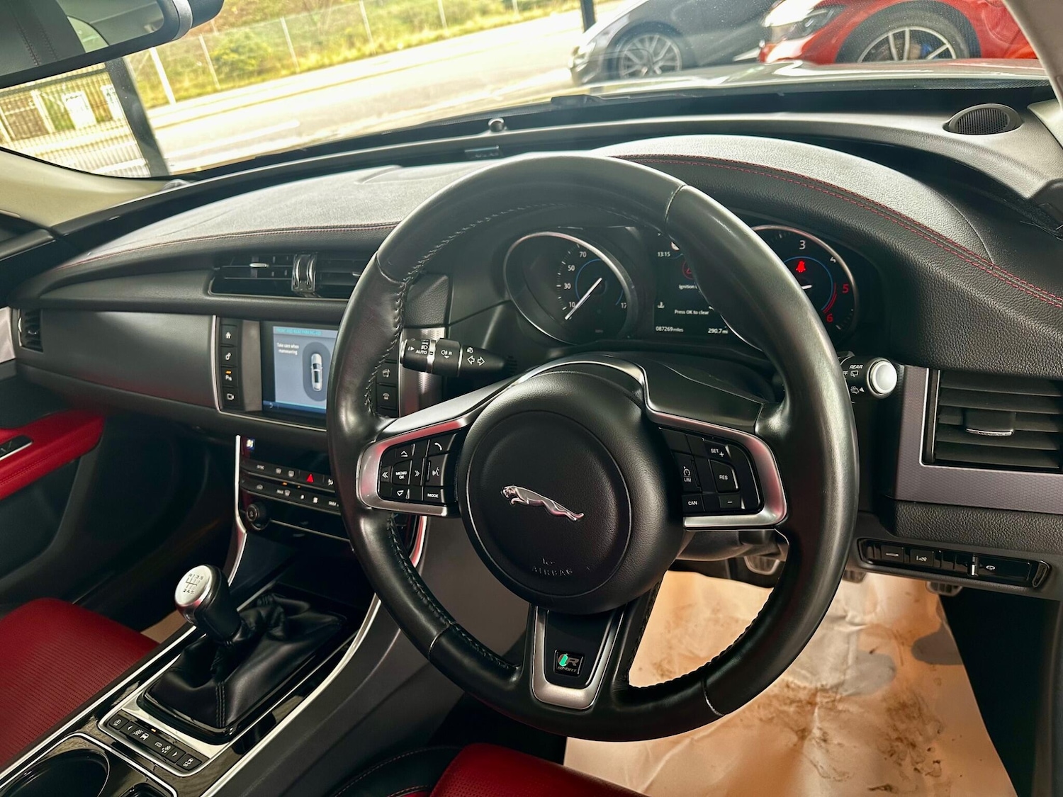 Used Jaguar XF 2017 for sale - 77637592: Photo 46