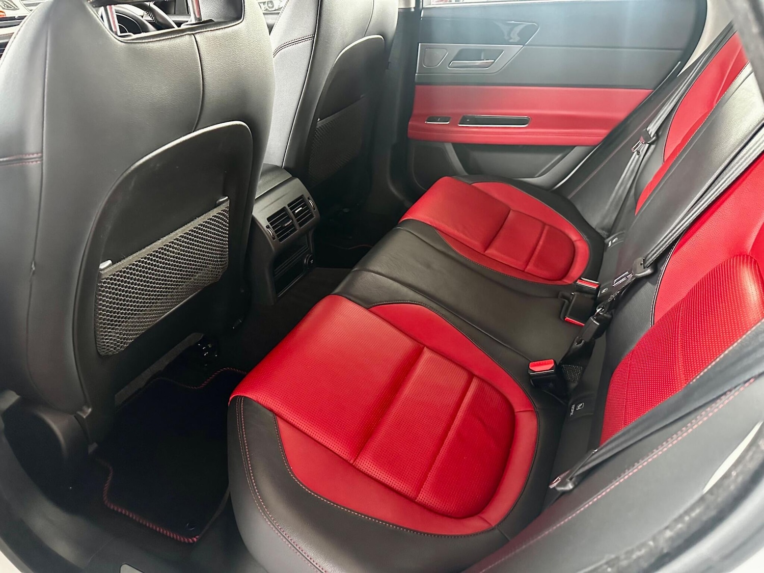 Used Jaguar XF 2017 for sale - 77637592: Photo 49