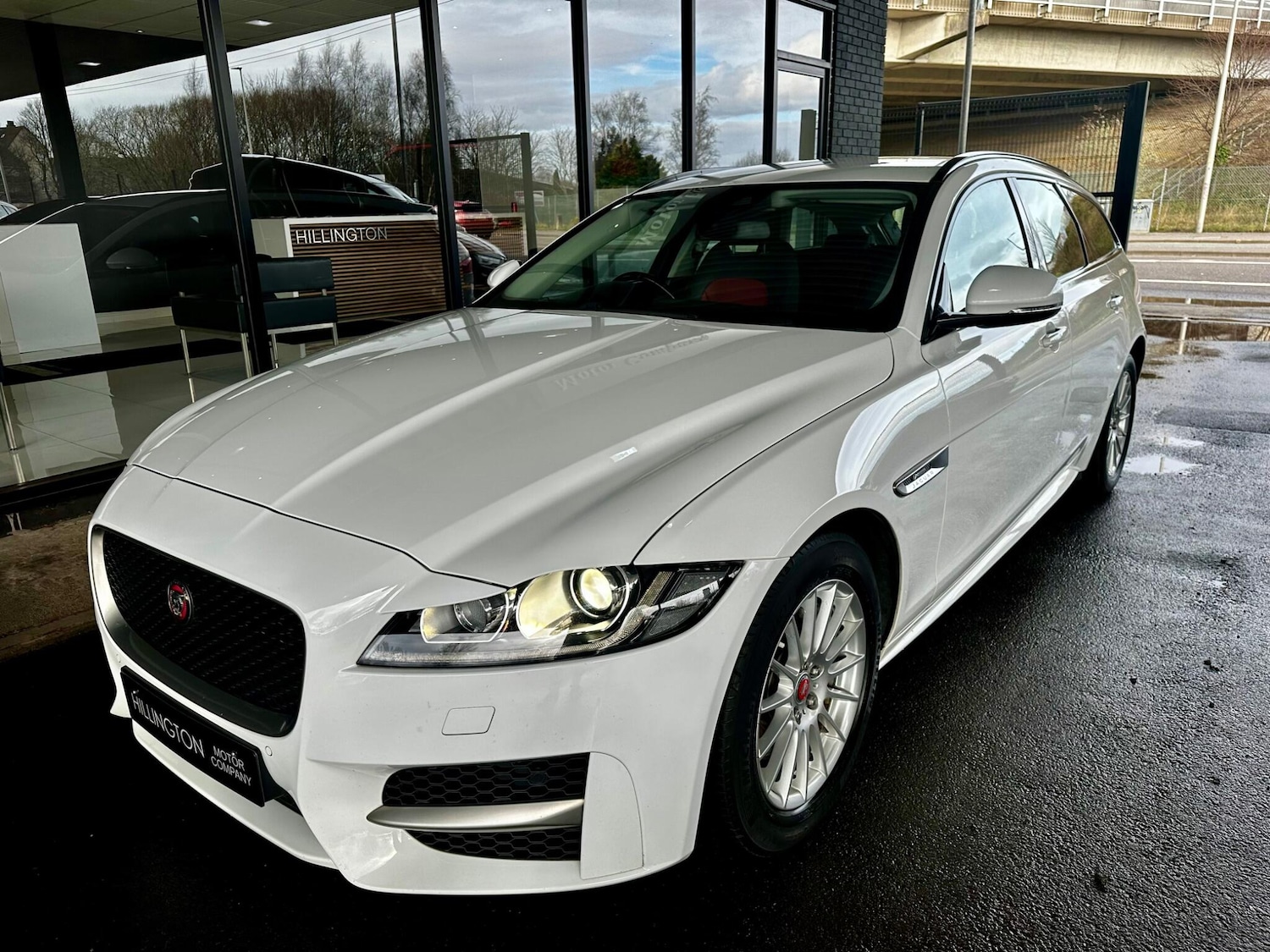 Used Jaguar XF 2017 for sale - 77637592: Photo 9
