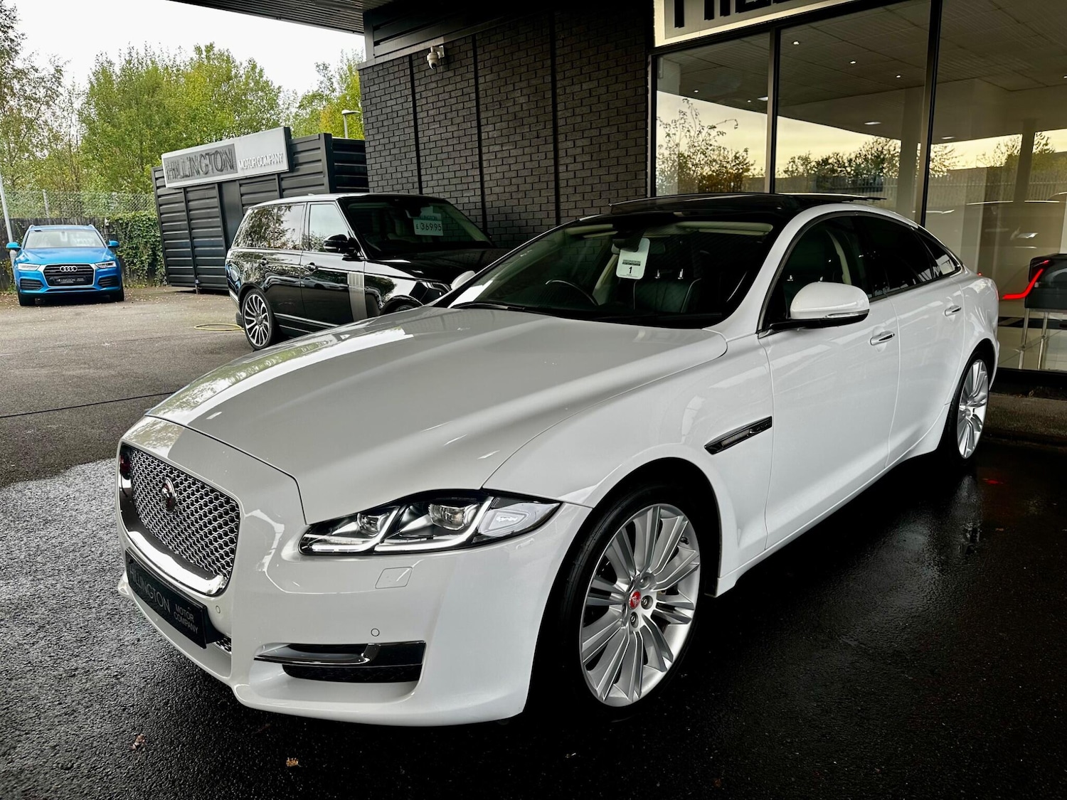 Used Jaguar XJ 2016 for sale - 76995263: Photo 13