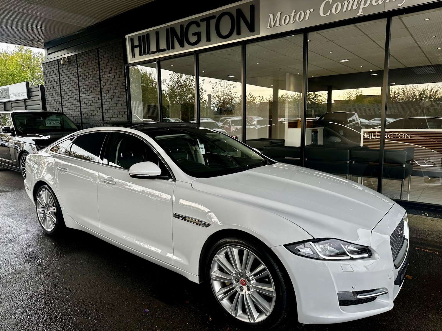 Used Jaguar XJ 2016 for sale - 76995263: Photo 27