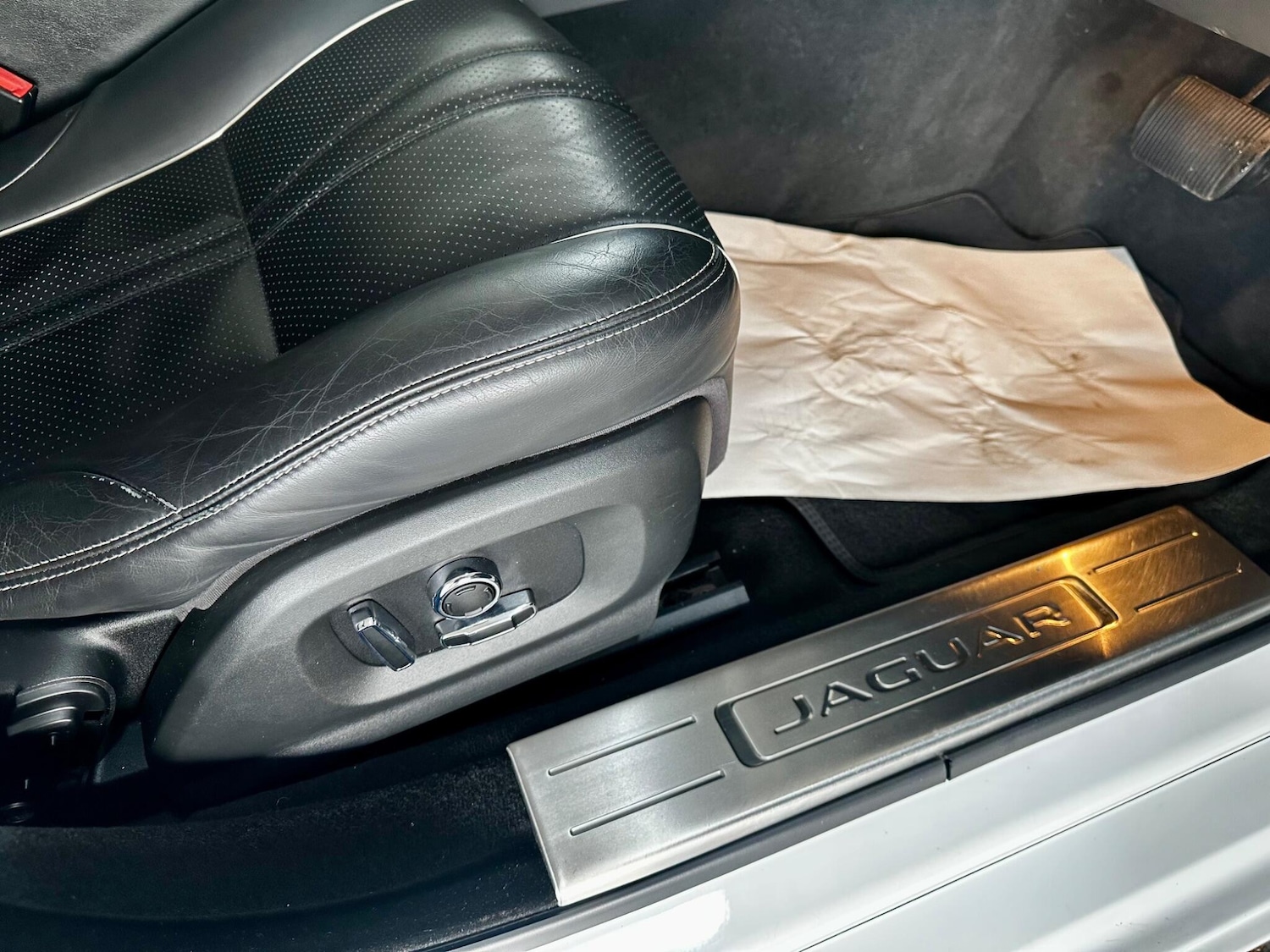 Used Jaguar XJ 2016 for sale - 76995263: Photo 46