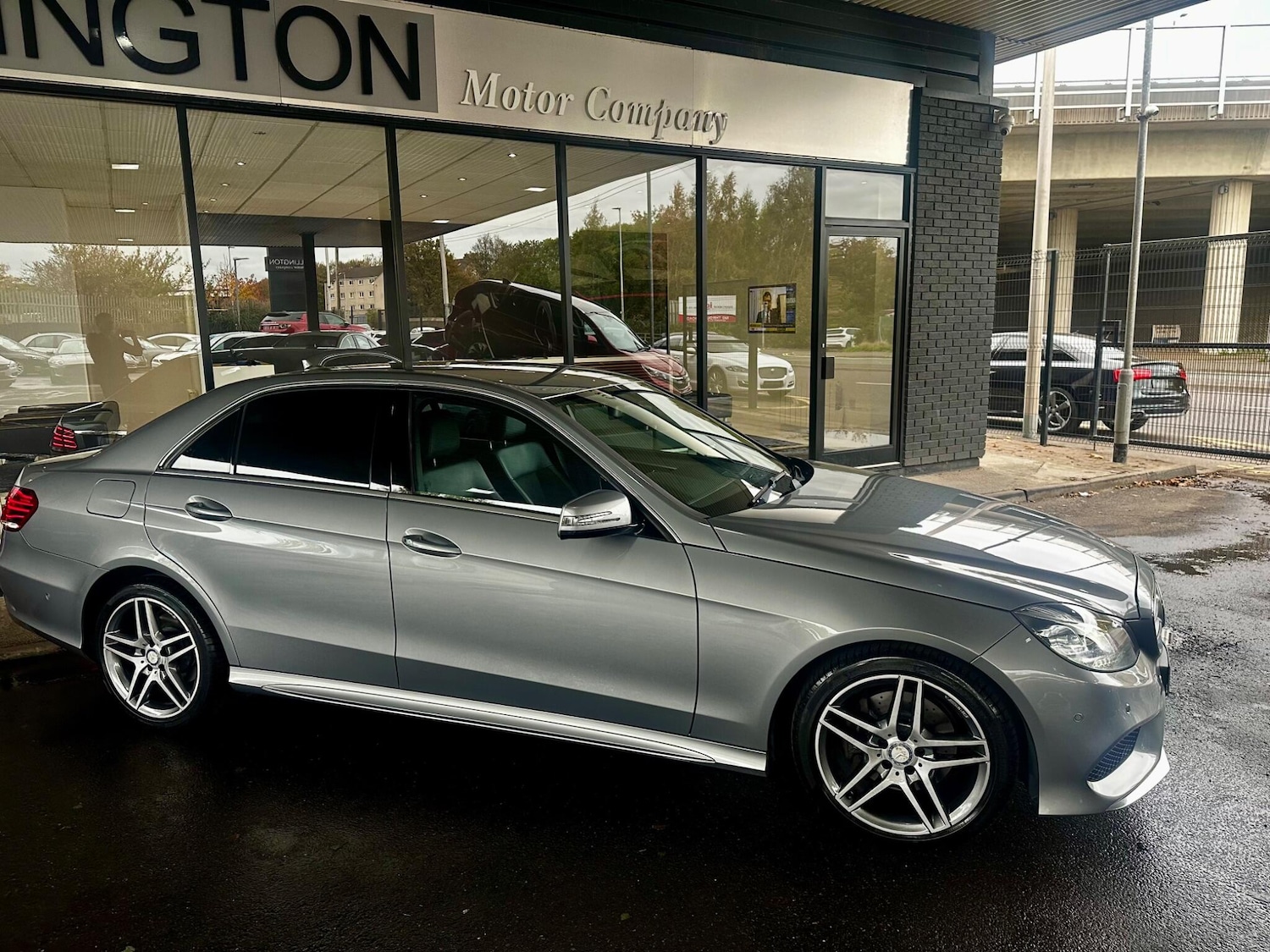 Used Mercedes-Benz E Class 2014 for sale - 76307046: Photo 25