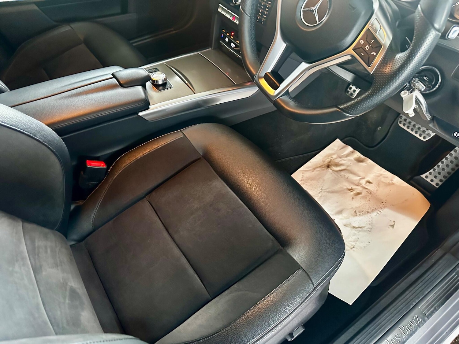 Used Mercedes-Benz E Class 2014 for sale - 76307046: Photo 35