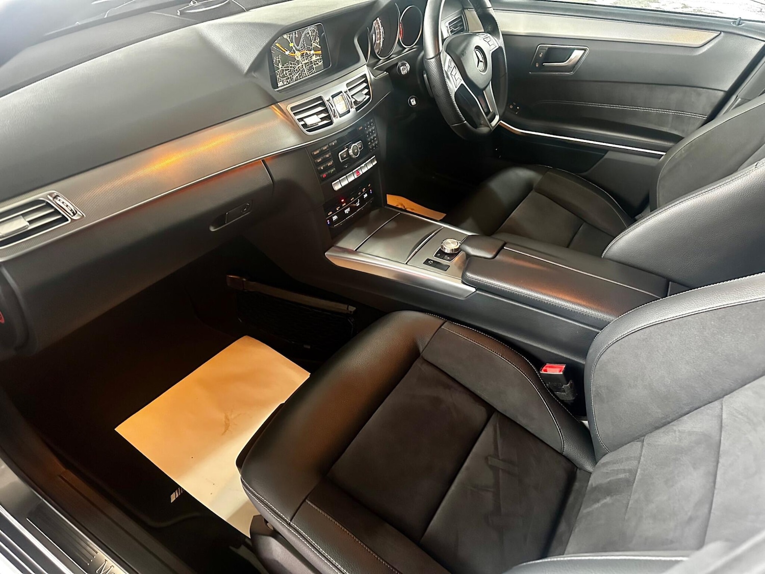 Used Mercedes-Benz E Class 2014 for sale - 76307046: Photo 38