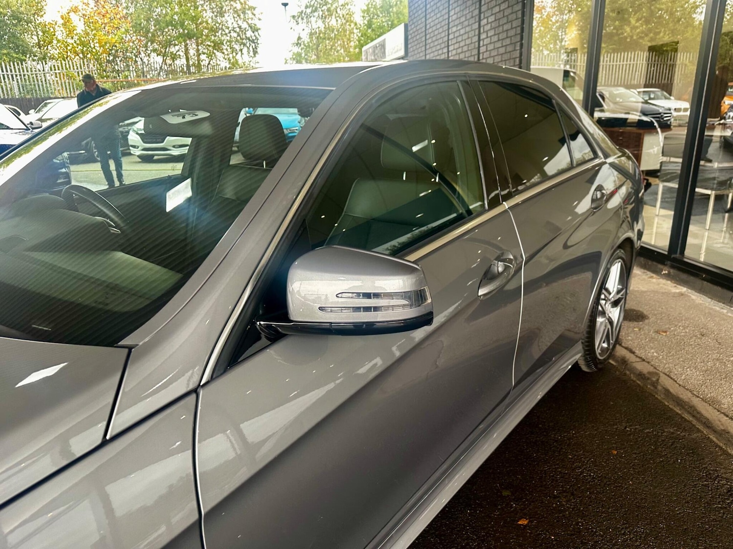 Used Mercedes-Benz E Class 2014 for sale - 76307046: Photo 42