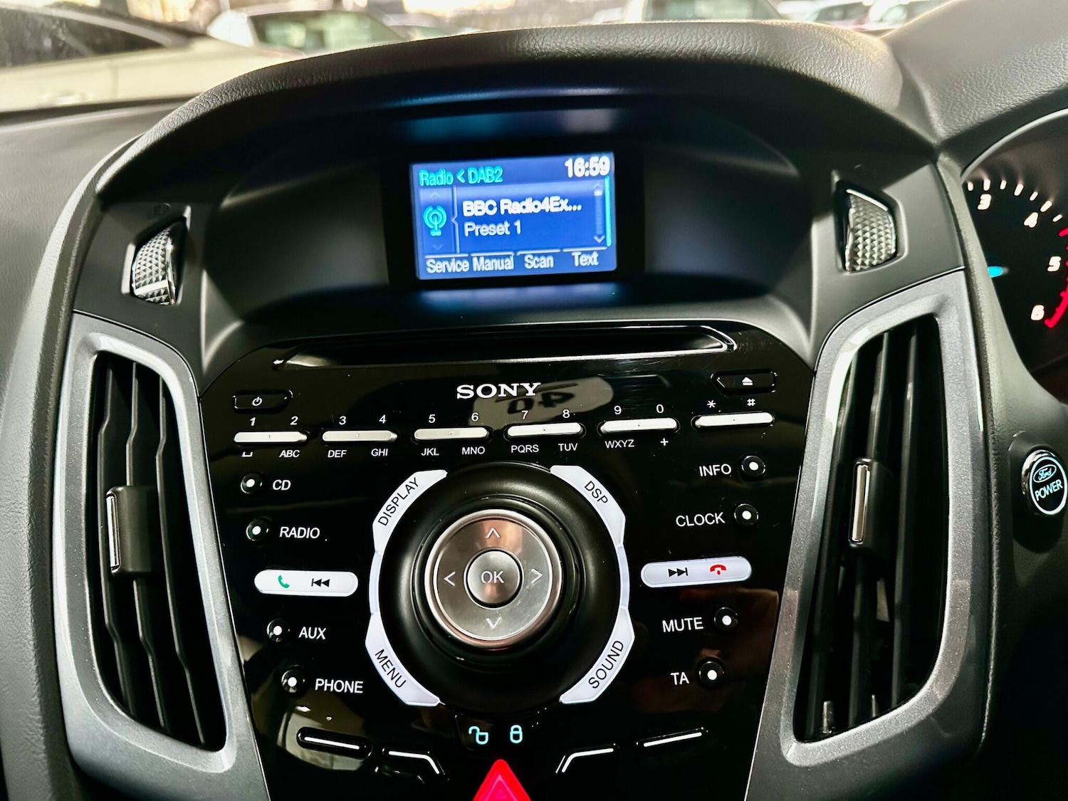 Used Ford Focus 2012 for sale - 77456568: Photo 25