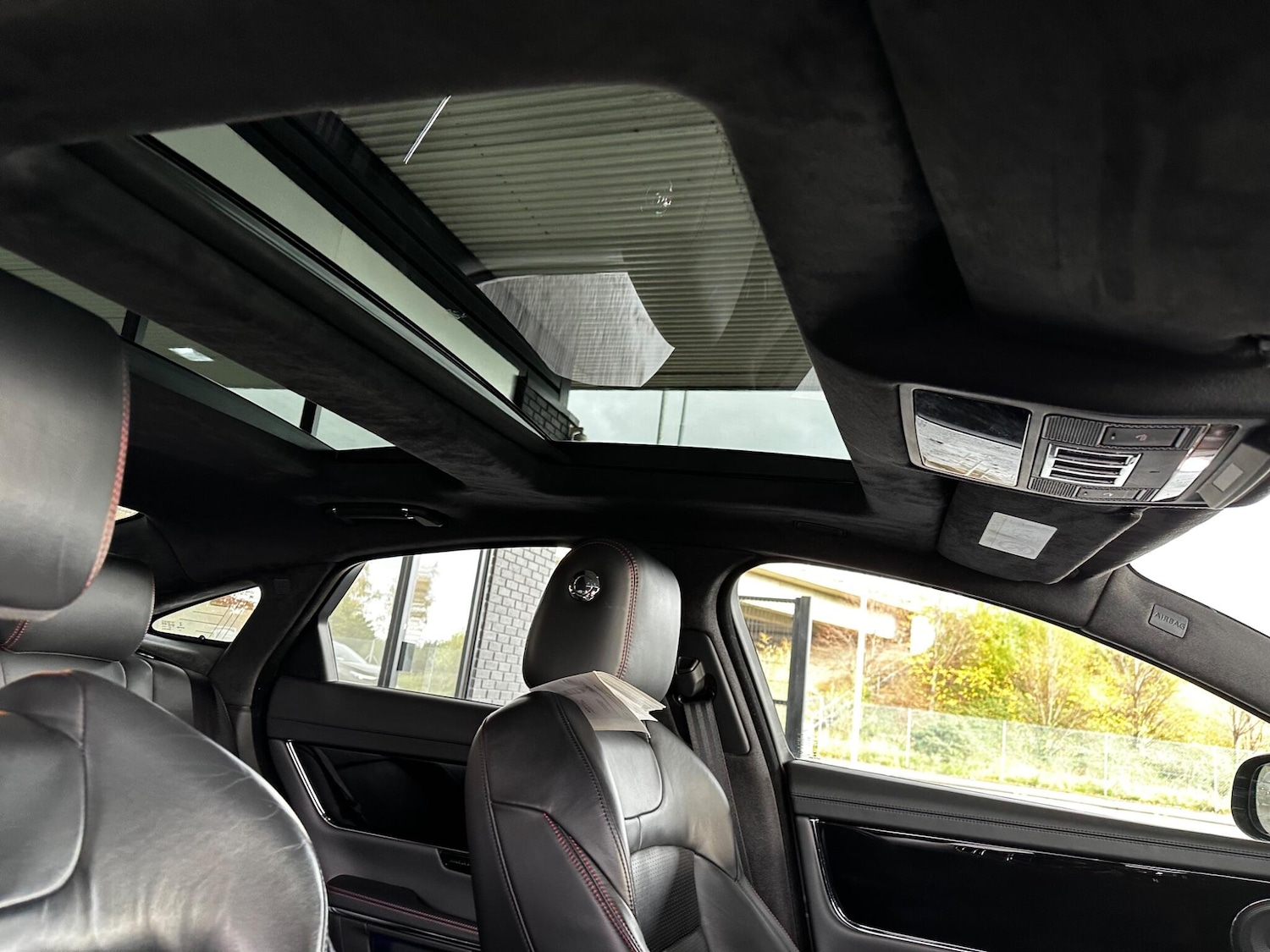 Used Jaguar XJ 2016 for sale - 76371616: Photo 16