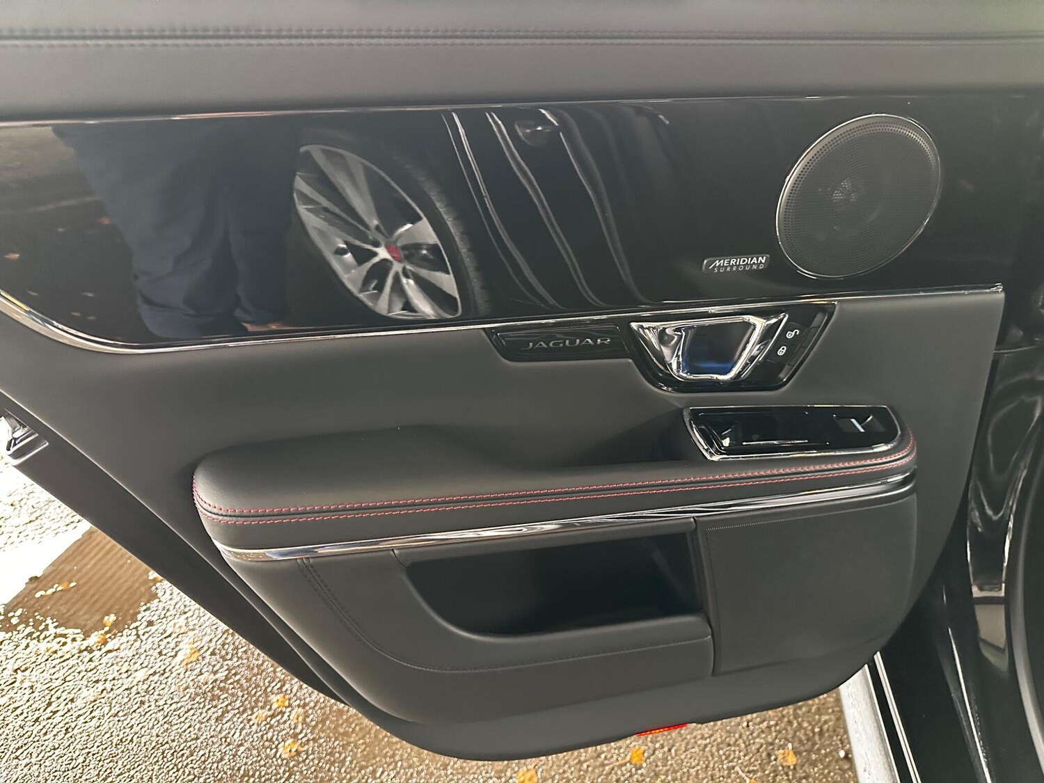 Used Jaguar XJ 2016 for sale - 76371616: Photo 41