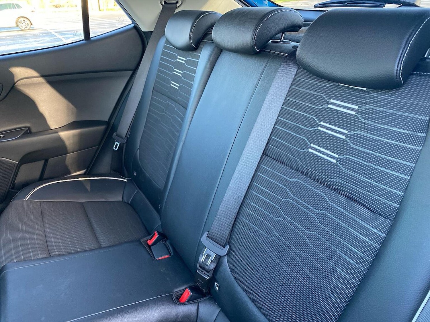 Used Kia Stonic 2022 for sale - 76863954: Photo 16