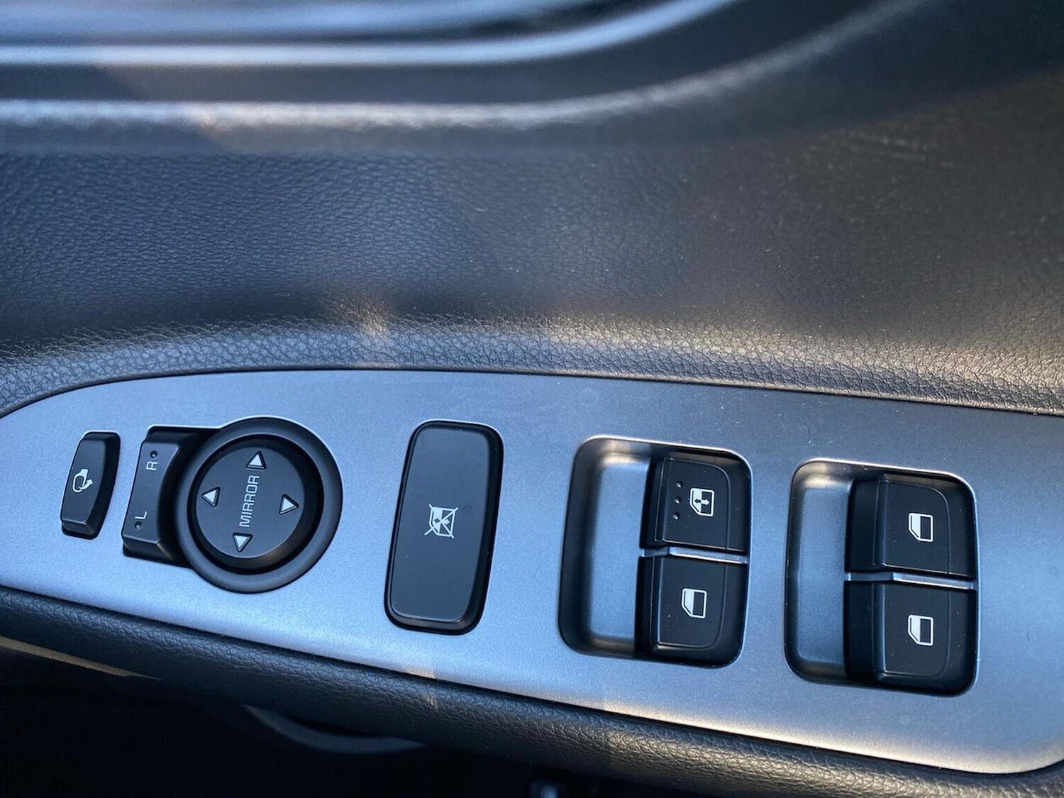 Used Kia Stonic 2022 for sale - 76863954: Photo 21