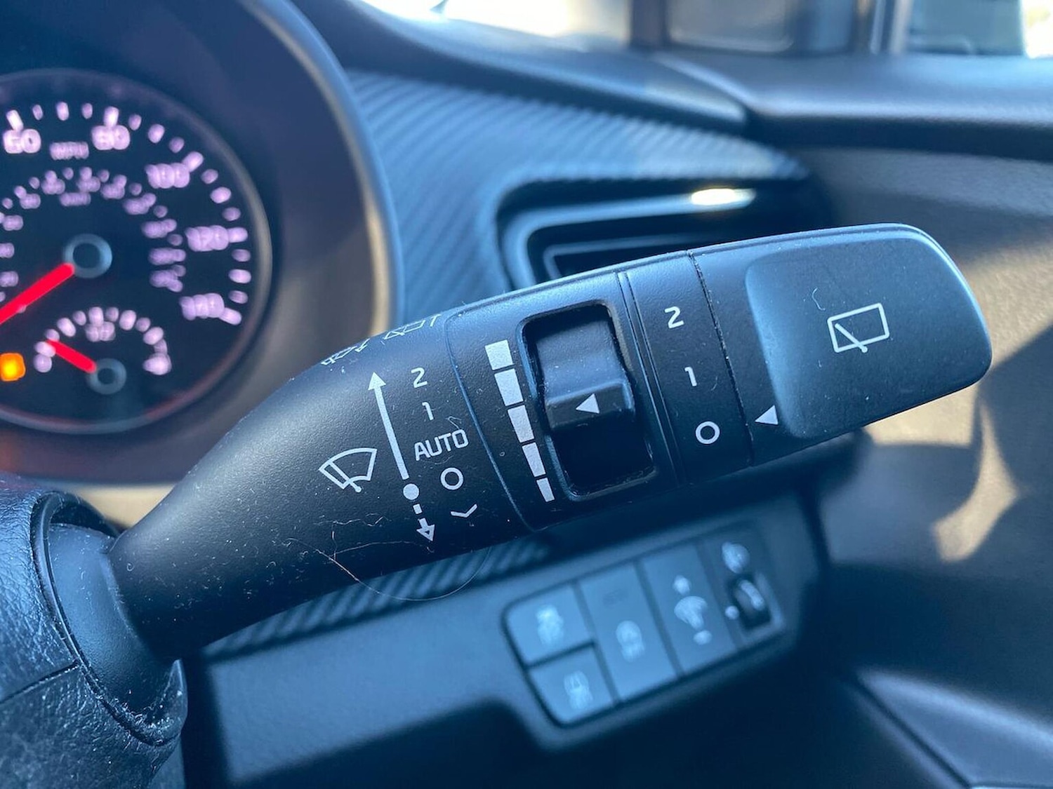 Used Kia Stonic 2022 for sale - 76863954: Photo 28