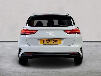 Used Kia Ceed 2023 for sale - 78289936: Photo