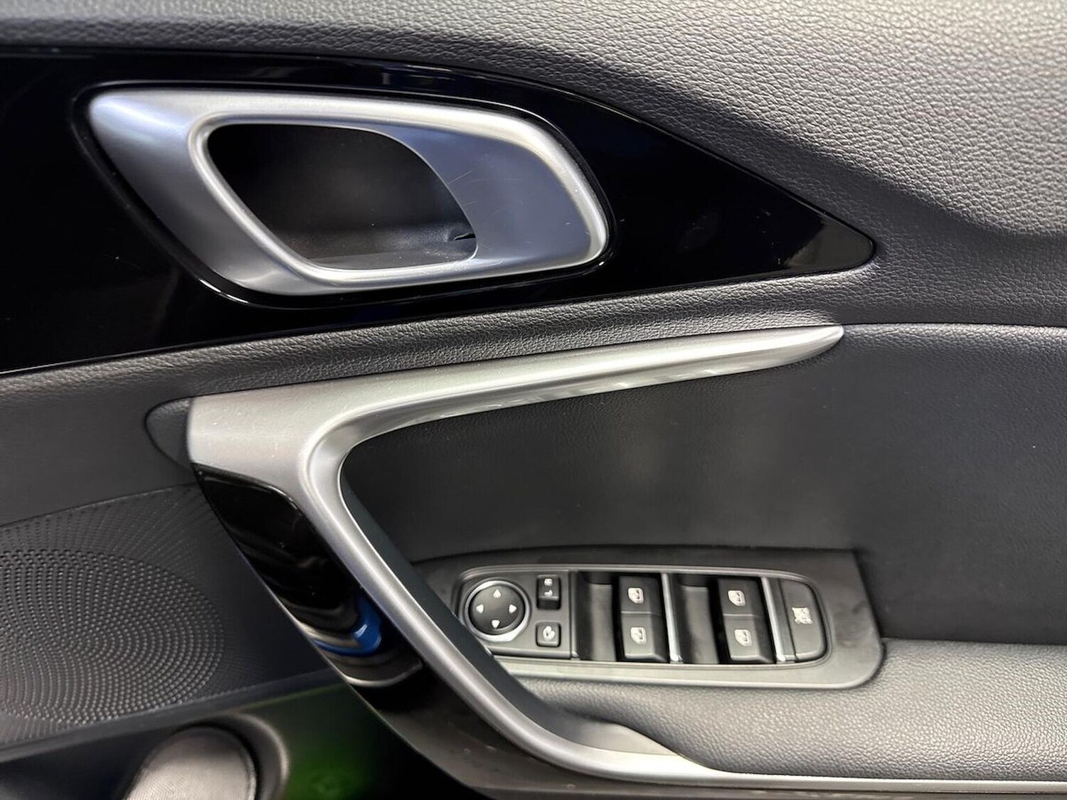 Used Kia XCeed 2023 for sale - 76599297: Photo 21