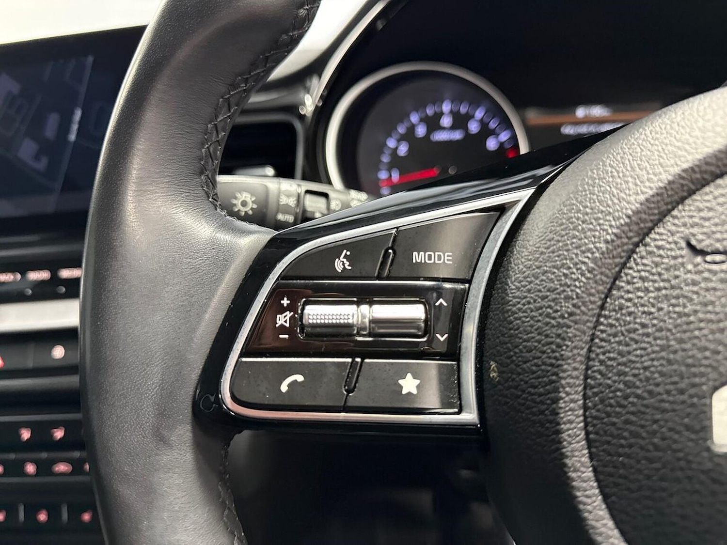 Used Kia XCeed 2023 for sale - 76599297: Photo 24