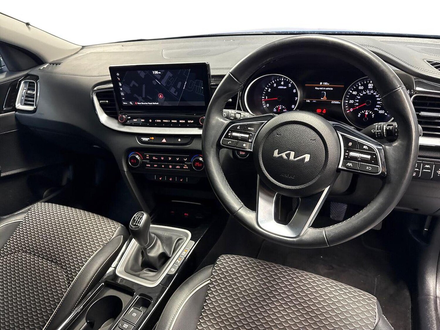 Used Kia XCeed 2023 for sale - 76599297: Photo 9