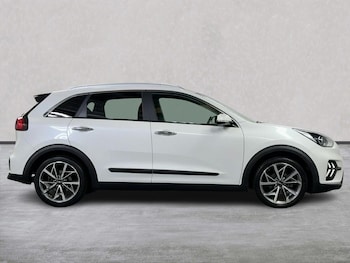 Used Kia Niro 2022 for sale - 78945000: Photo