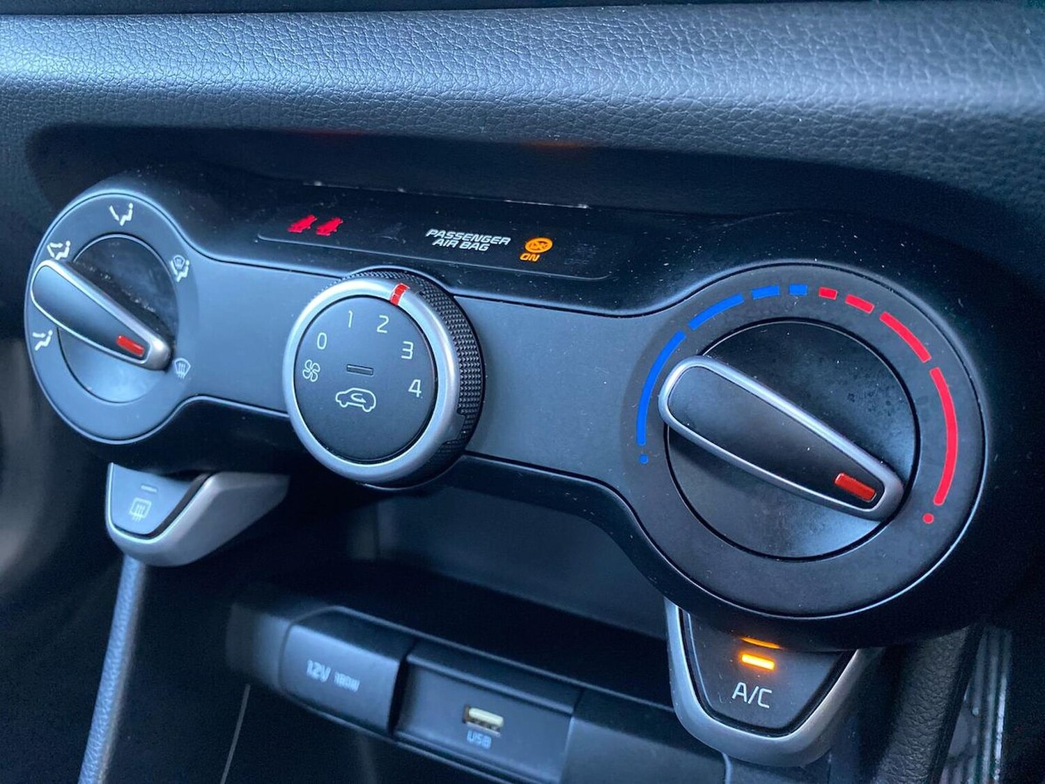 Used Kia Picanto 2023 for sale - 76490507: Photo 12