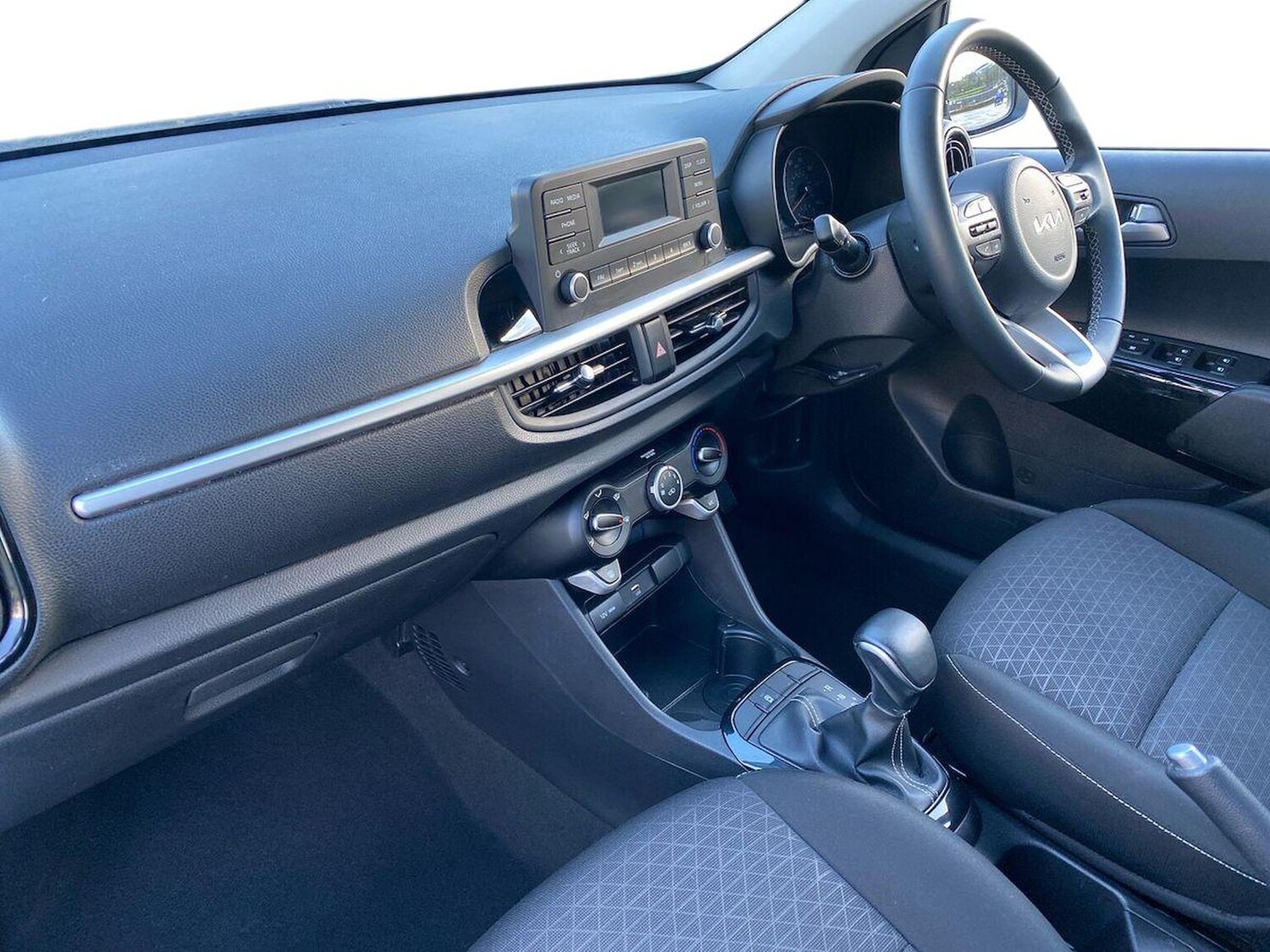 Used Kia Picanto 2023 for sale - 76490507: Photo 7