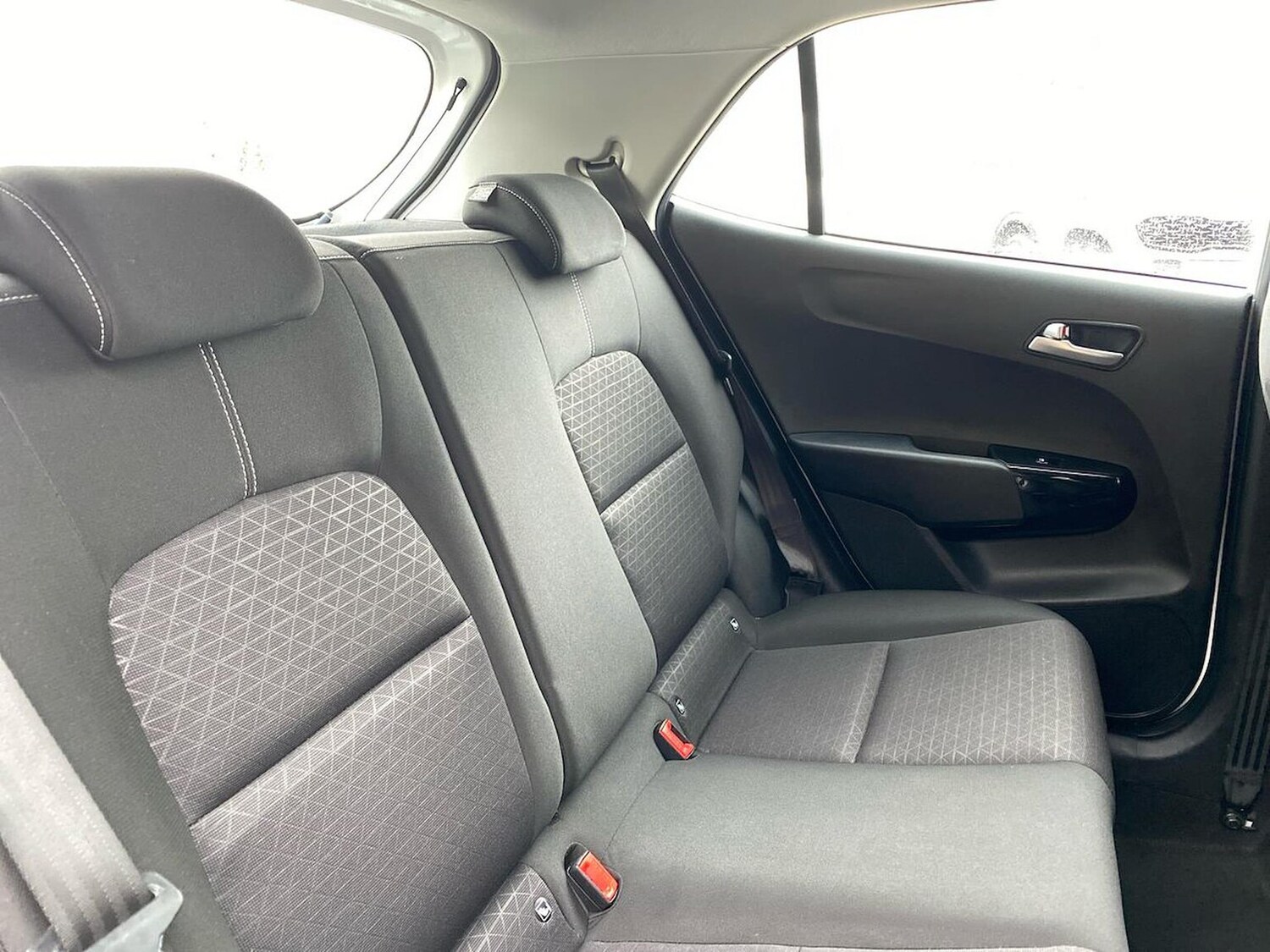 Used Kia Picanto 2023 for sale - 76300795: Photo 16