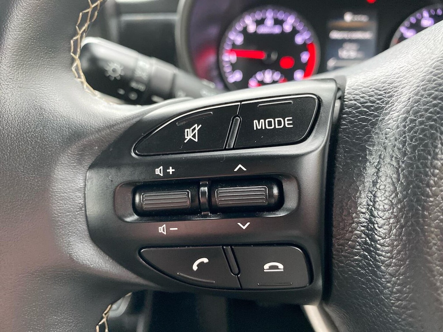 Used Kia Picanto 2023 for sale - 76300795: Photo 25