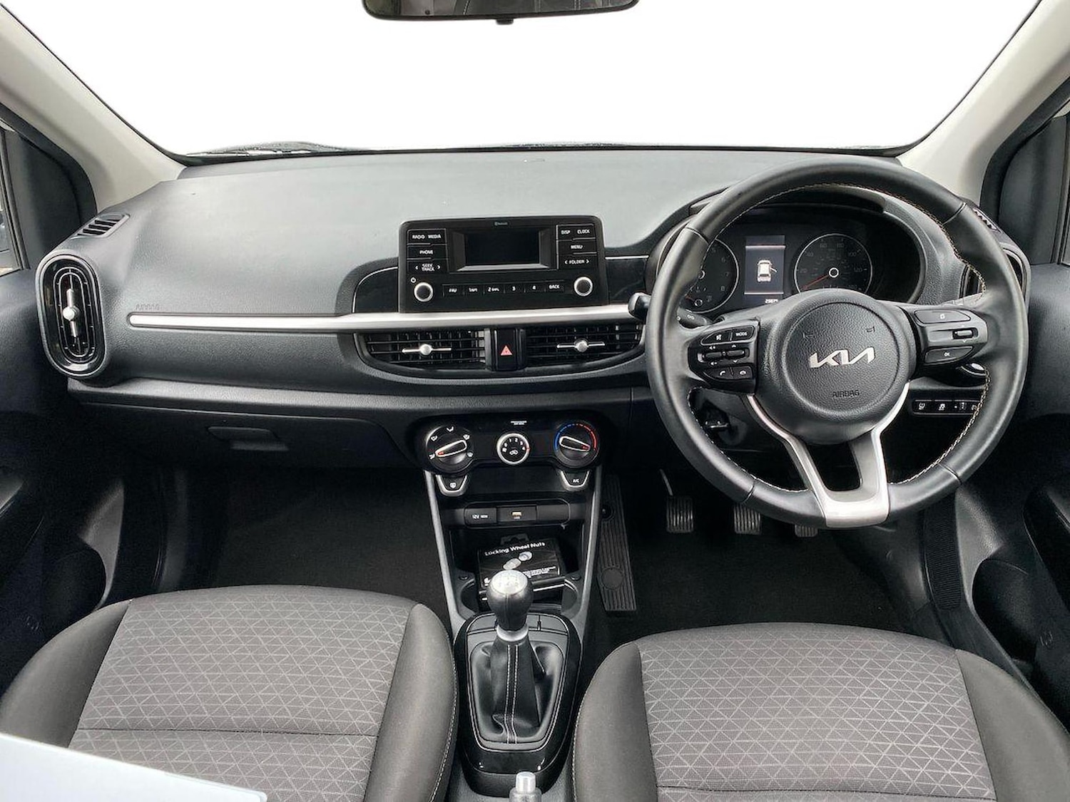 Used Kia Picanto 2023 for sale - 76300795: Photo 8