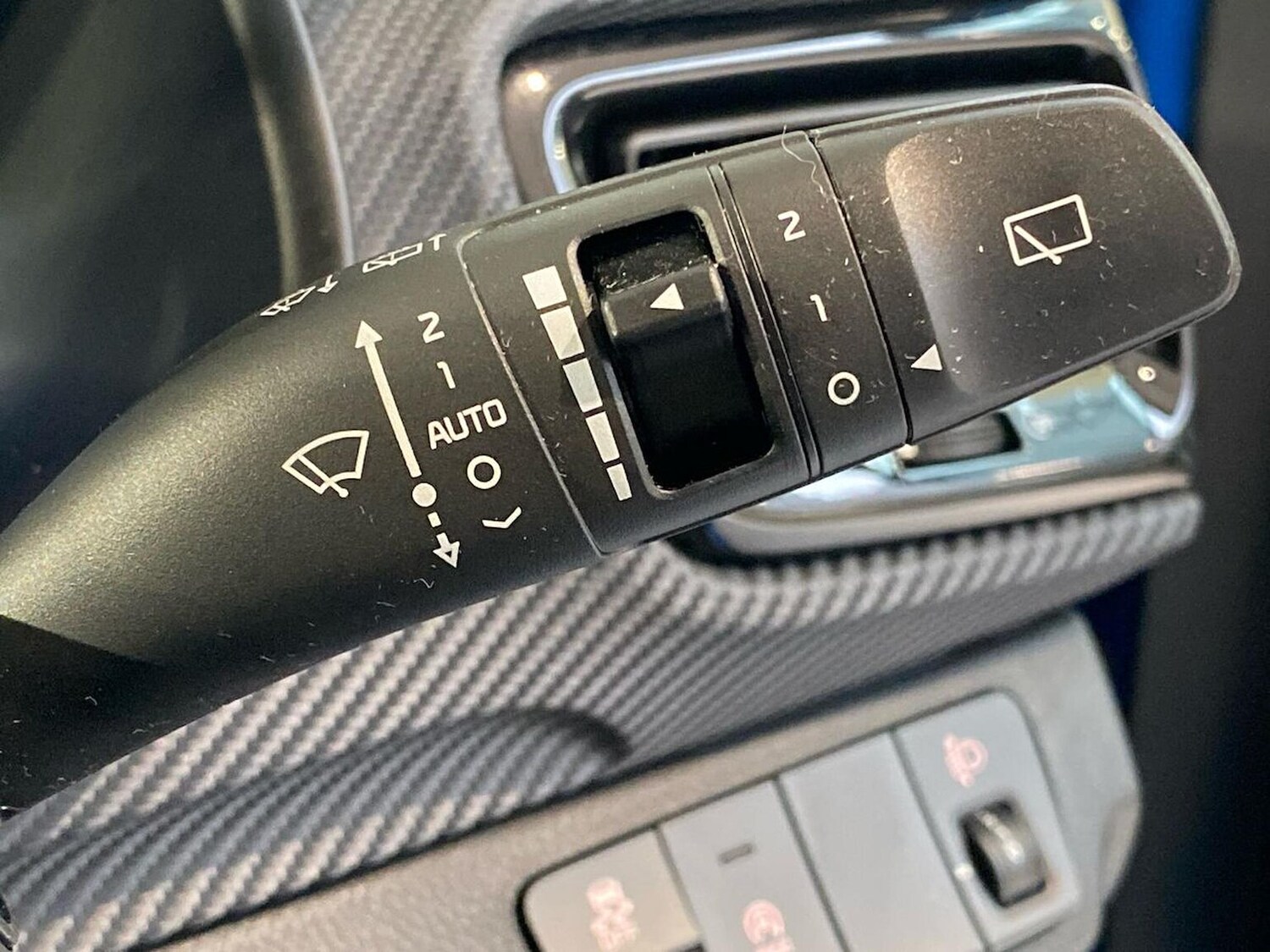 Used Kia Stonic 2025 for sale - 76643498: Photo 28