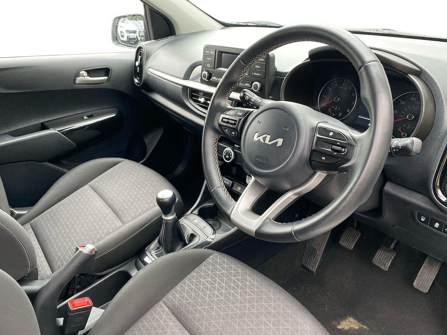 Used Kia Picanto 2023 for sale - 76490512: Photo 15