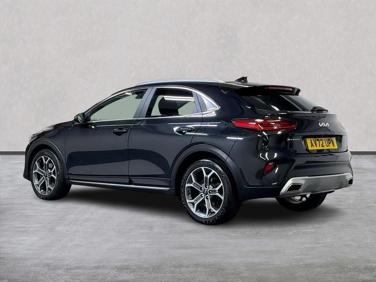 Used Kia XCeed 2022 for sale - 77023446: Photo 2