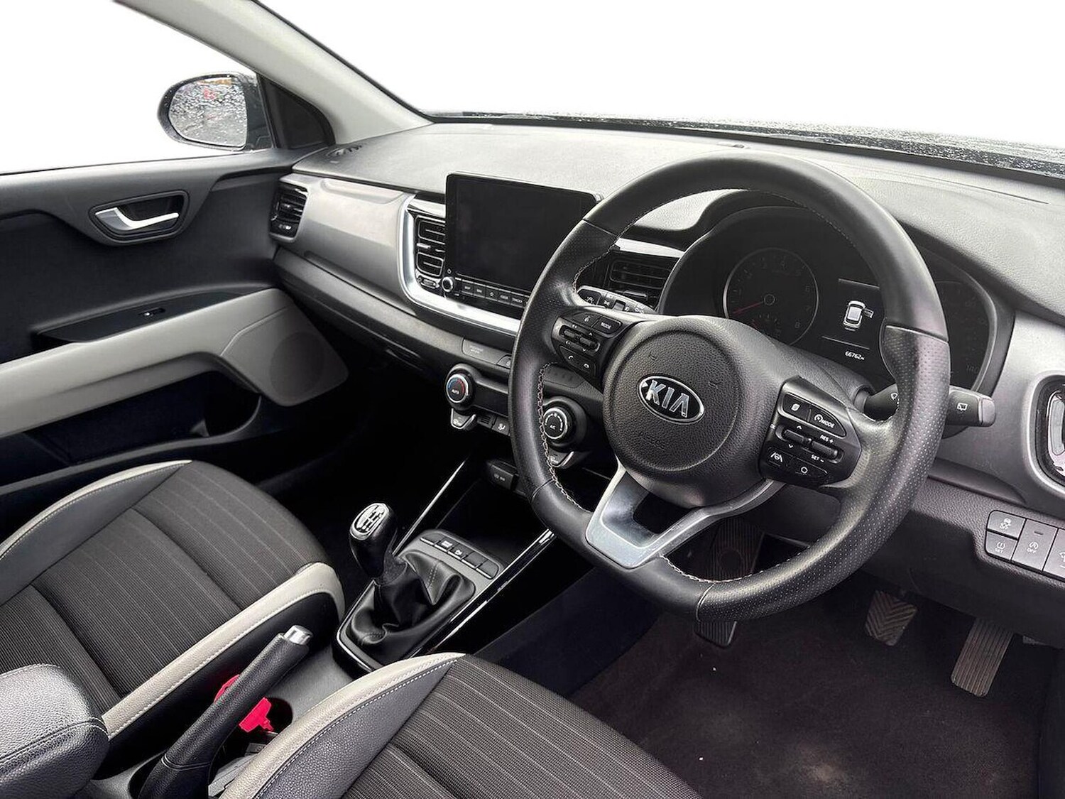 Used Kia Stonic 2021 for sale - 77487969: Photo 15