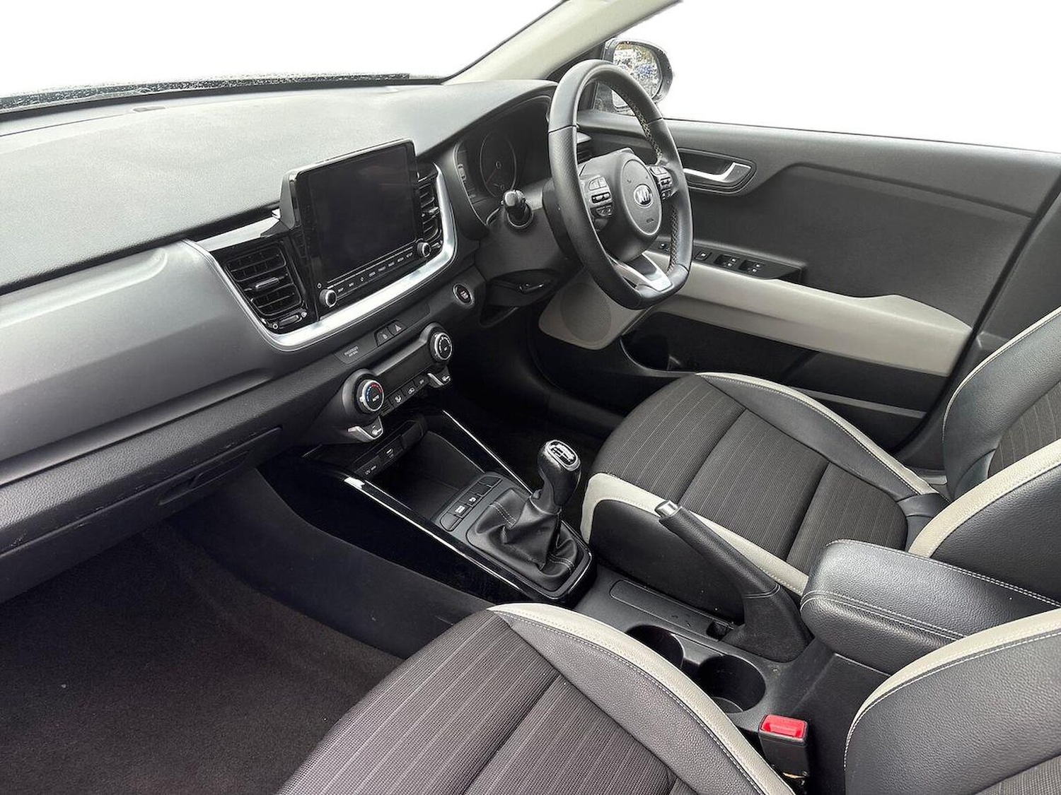 Used Kia Stonic 2021 for sale - 77487969: Photo 7