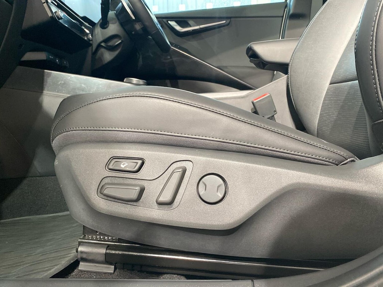 Used Kia Niro 2024 for sale - 76932300: Photo 30