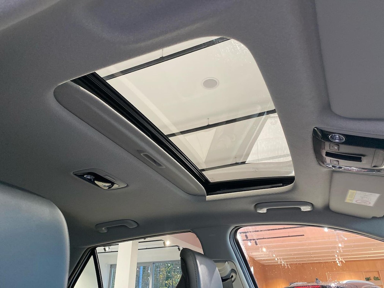 Used Kia Niro 2024 for sale - 76932300: Photo 31