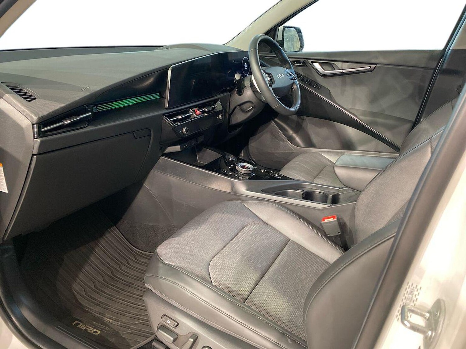 Used Kia Niro 2024 for sale - 76932300: Photo 7