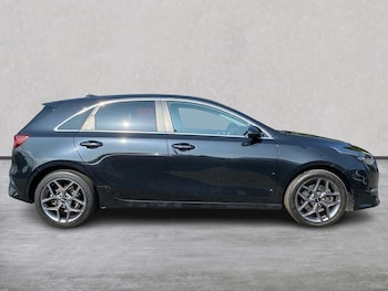 Used Kia Ceed 2022 for sale - 75906962: Photo