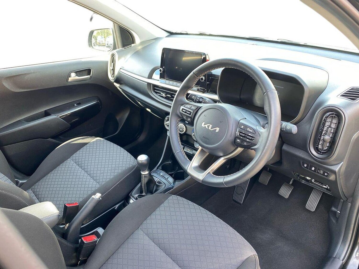 Used Kia Picanto 2024 for sale - 75962315: Photo 15